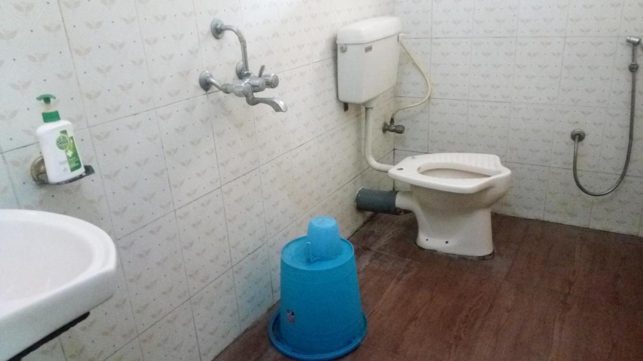 Hotel Sarang Lodge Панвел Екстериор снимка
