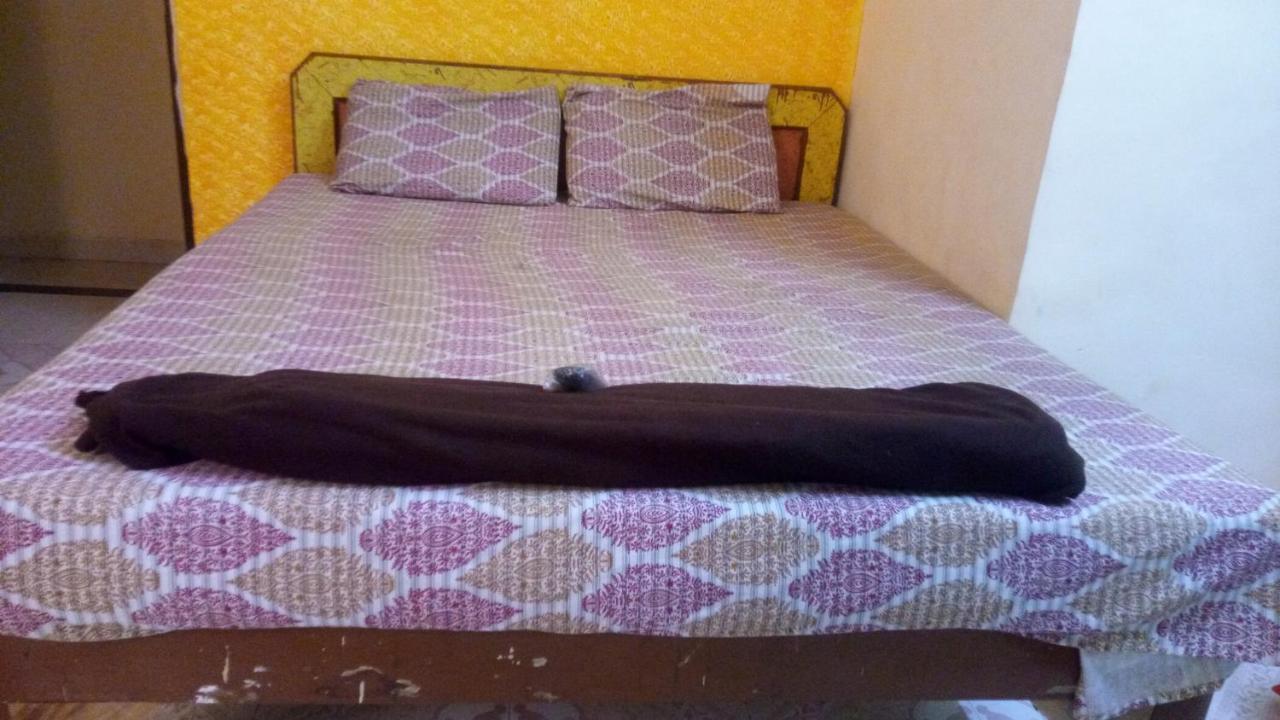 Hotel Sarang Lodge Панвел Екстериор снимка